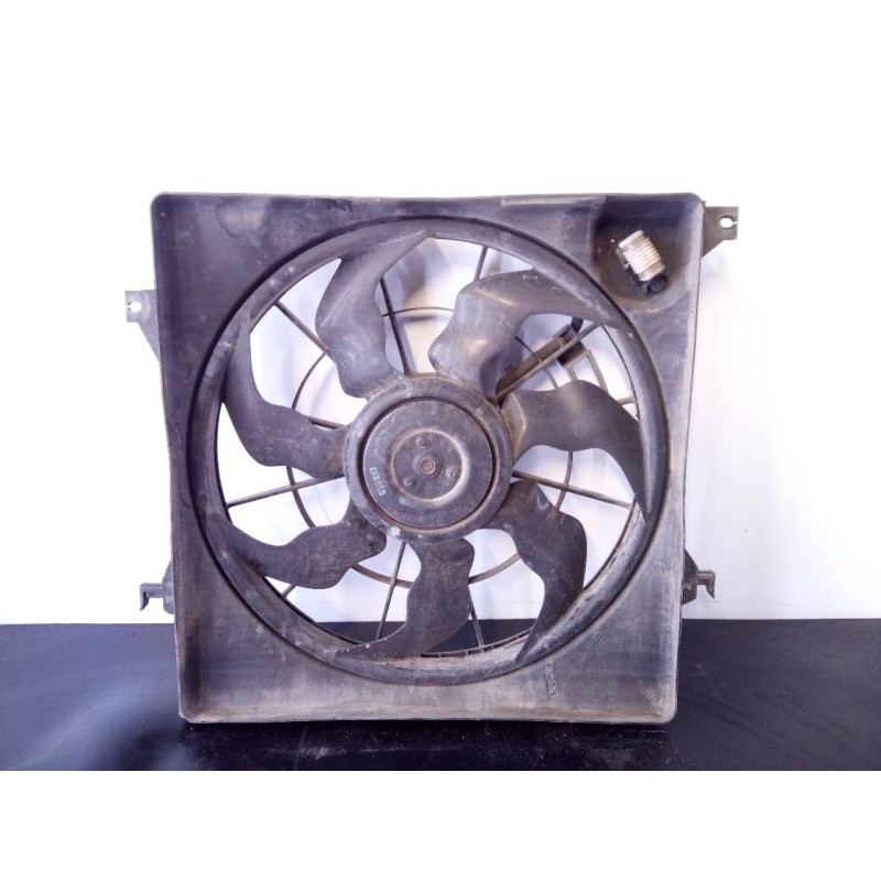 Recambio de electroventilador para kia sportage drive 4x4 referencia OEM IAM   P2-B8-27