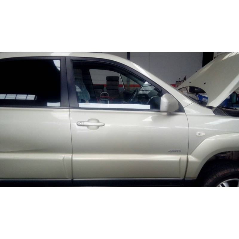 Recambio de puerta delantera derecha para kia sportage v6 ex referencia OEM IAM   