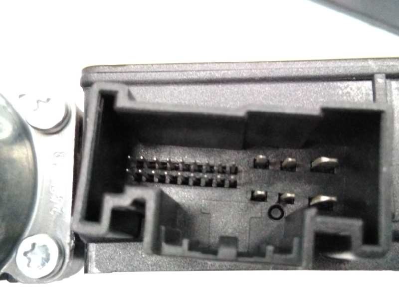 Recambio de elevalunas delantero derecho para volkswagen polo advance referencia OEM IAM 2G4837462B 2Q1959882B E1-B6-46-1