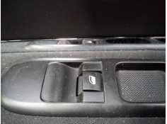 MANDO ELEVALUNAS DELANTERO DERECHO 