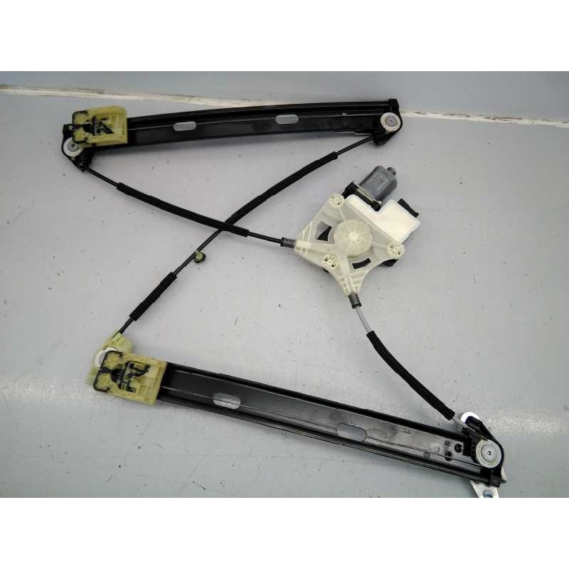 Recambio de elevalunas delantero izquierdo para volkswagen polo advance referencia OEM IAM 2G4837461B 2Q1959881B E1-B6-46-1