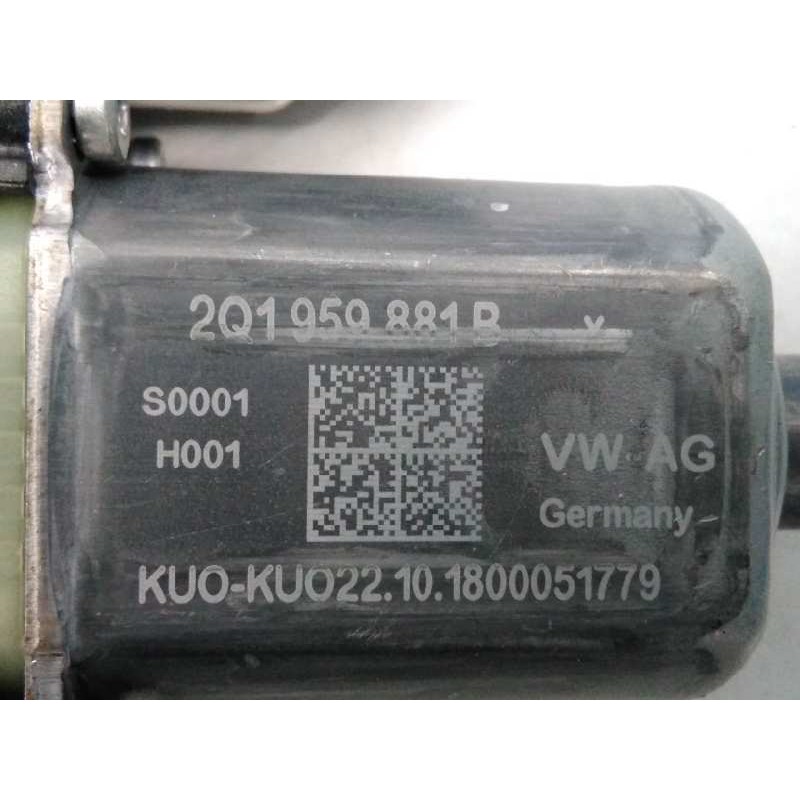 Recambio de elevalunas delantero izquierdo para volkswagen polo advance referencia OEM IAM 2G4837461B 2Q1959881B E1-B6-46-1