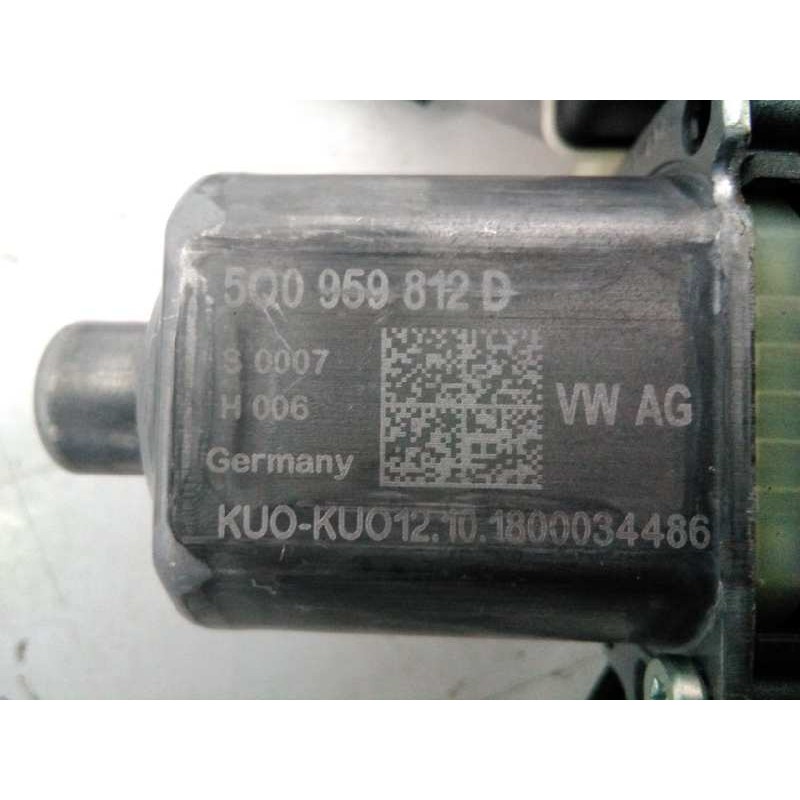 Recambio de elevalunas trasero derecho para volkswagen polo advance referencia OEM IAM 2G6839462C 5Q0959812D E1-B6-46-1