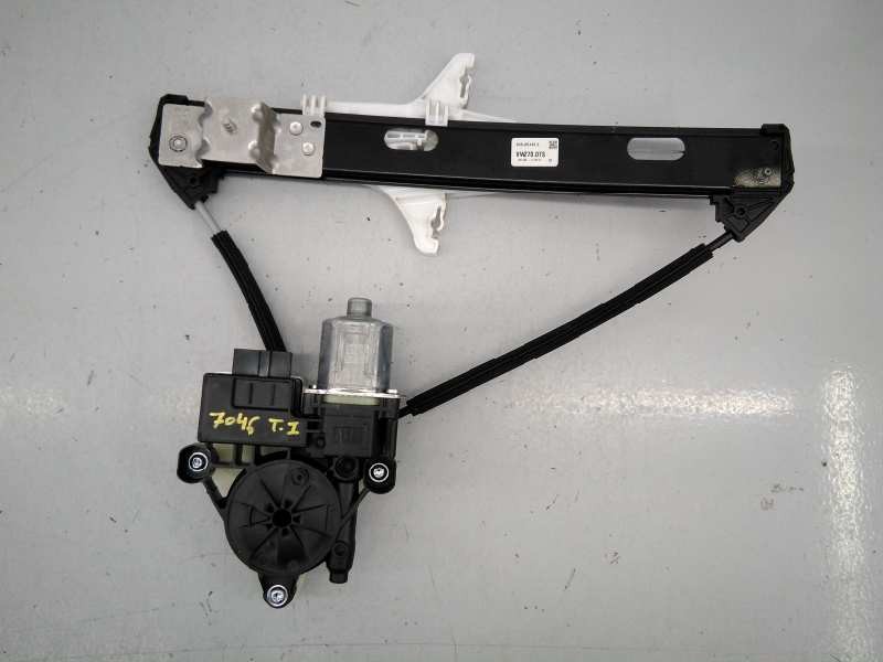 Recambio de elevalunas trasero izquierdo para volkswagen polo advance referencia OEM IAM 2G6839461C 5Q0959811D E1-B6-46-1
