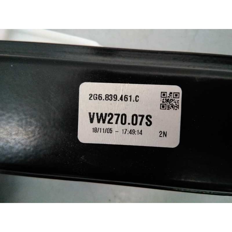 Recambio de elevalunas trasero izquierdo para volkswagen polo advance referencia OEM IAM 2G6839461C 5Q0959811D E1-B6-46-1