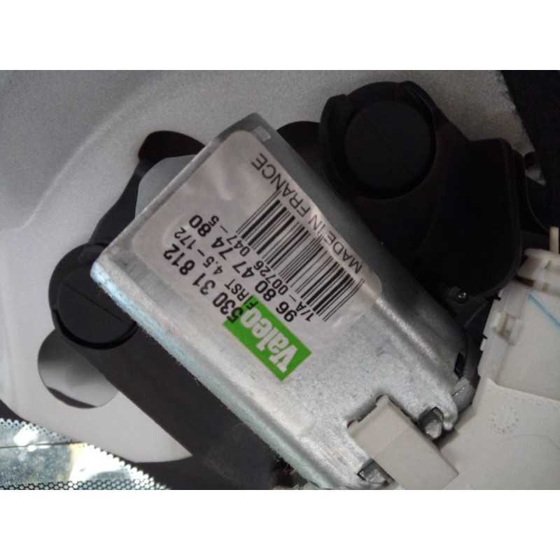Recambio de motor limpia trasero para peugeot 5008 allure referencia OEM IAM 9680477480  