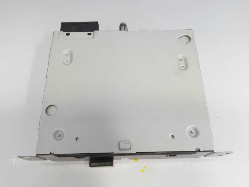 Recambio de sistema audio / radio cd para citroën ds4 design referencia OEM IAM 9666994580 00030281 E3-B2-30-4