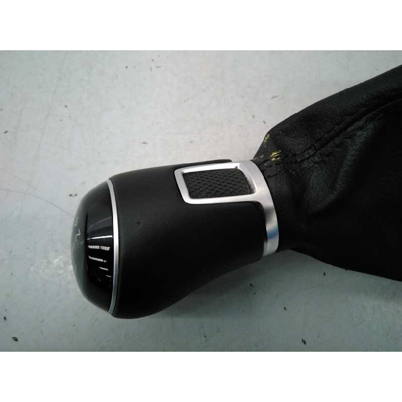 Recambio de pomo palanca cambio para volkswagen polo advance referencia OEM IAM 2G1711113BMIT  E2-A1-2-8