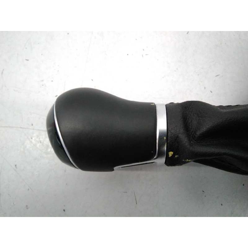 Recambio de pomo palanca cambio para volkswagen polo advance referencia OEM IAM 2G1711113BMIT  E2-A1-2-8
