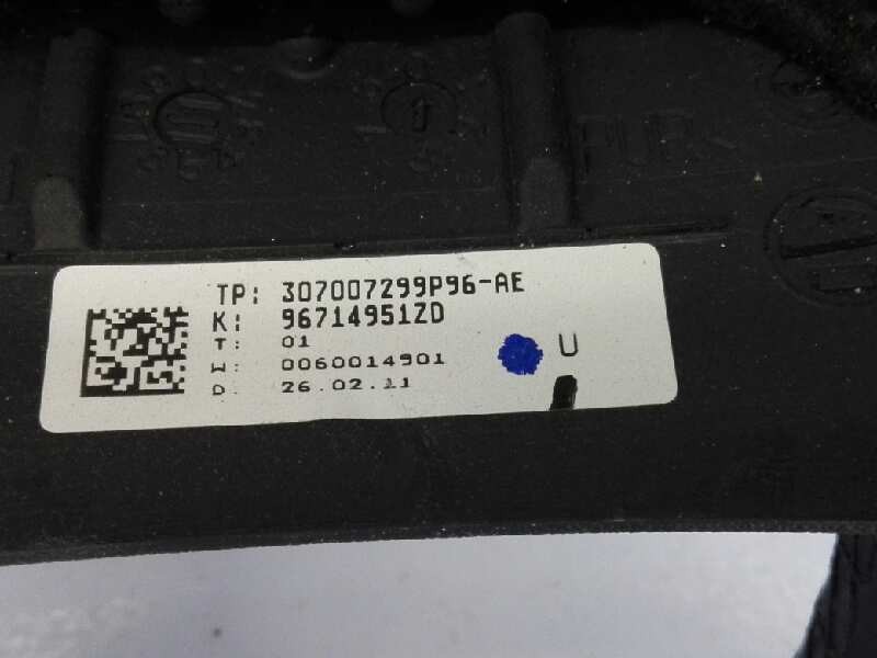 Recambio de volante para citroën ds4 design referencia OEM IAM 307007299P96AE 96714951ZD E1-A4-31-2