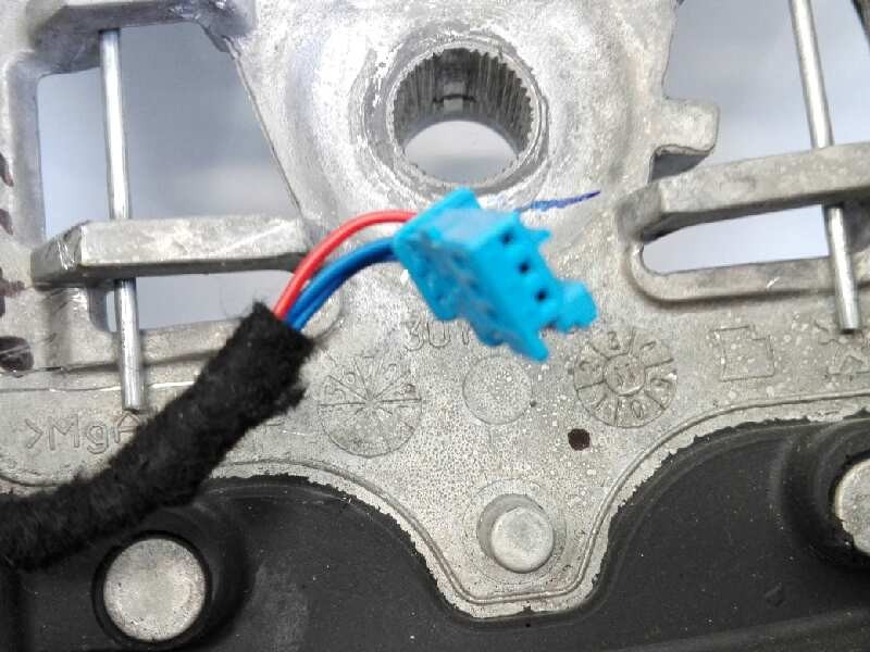 Recambio de volante para citroën ds4 design referencia OEM IAM 307007299P96AE 96714951ZD E1-A4-31-2