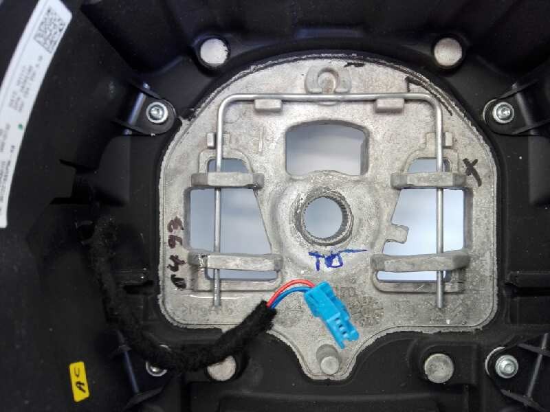 Recambio de volante para citroën ds4 design referencia OEM IAM 307007299P96AE 96714951ZD E1-A4-31-2