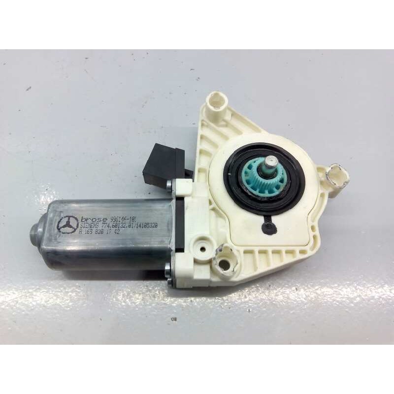 Recambio de motor elevalunas delantero izquierdo para mercedes-benz clase b (w245) 200 cdi (245.208) referencia OEM IAM 16982041
