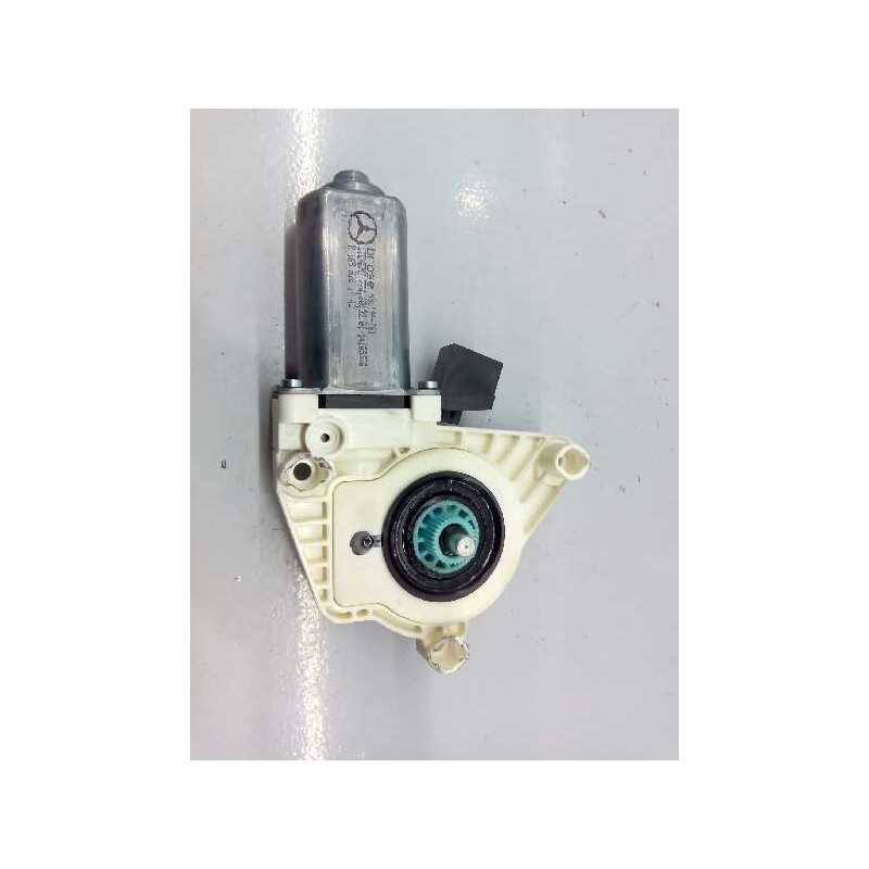 Recambio de motor elevalunas delantero izquierdo para mercedes-benz clase b (w245) 200 cdi (245.208) referencia OEM IAM 16982041