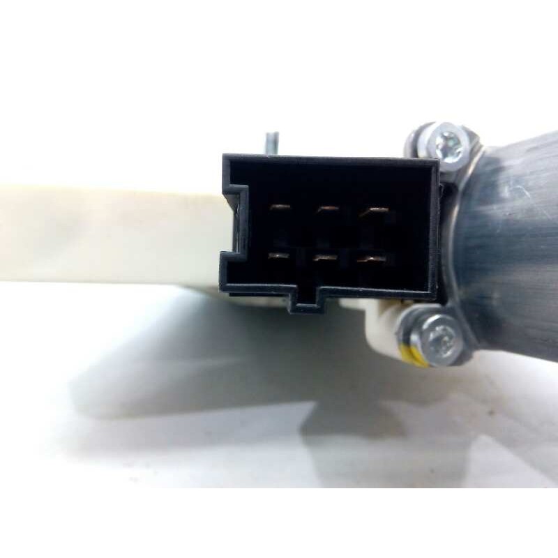 Recambio de motor elevalunas delantero izquierdo para mercedes-benz clase b (w245) 200 cdi (245.208) referencia OEM IAM 16982041