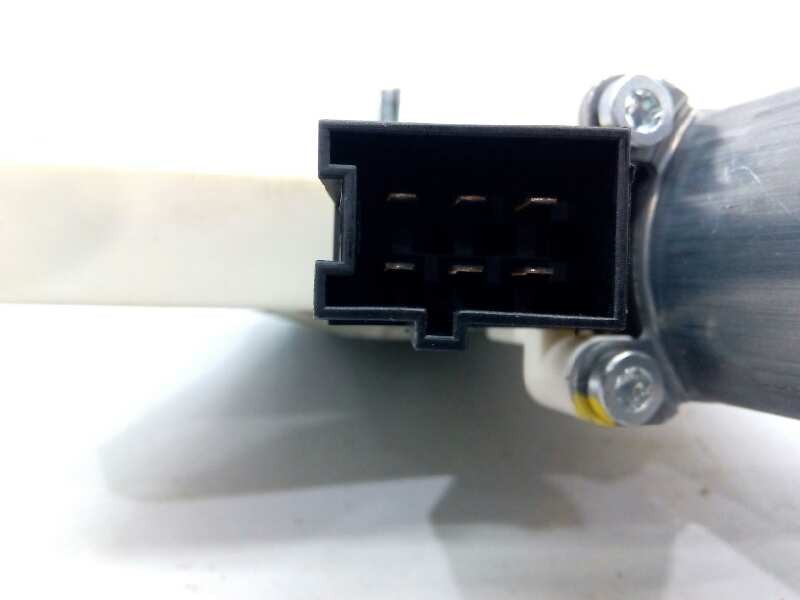 Recambio de motor elevalunas delantero izquierdo para mercedes-benz clase b (w245) 200 cdi (245.208) referencia OEM IAM 16982041