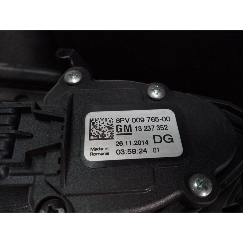 Recambio de pedal acelerador para opel insignia berlina excellence referencia OEM IAM 13237352 6PV00976500 