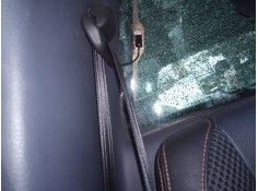 CINTURON SEGURIDAD TRASERO DERECHO 