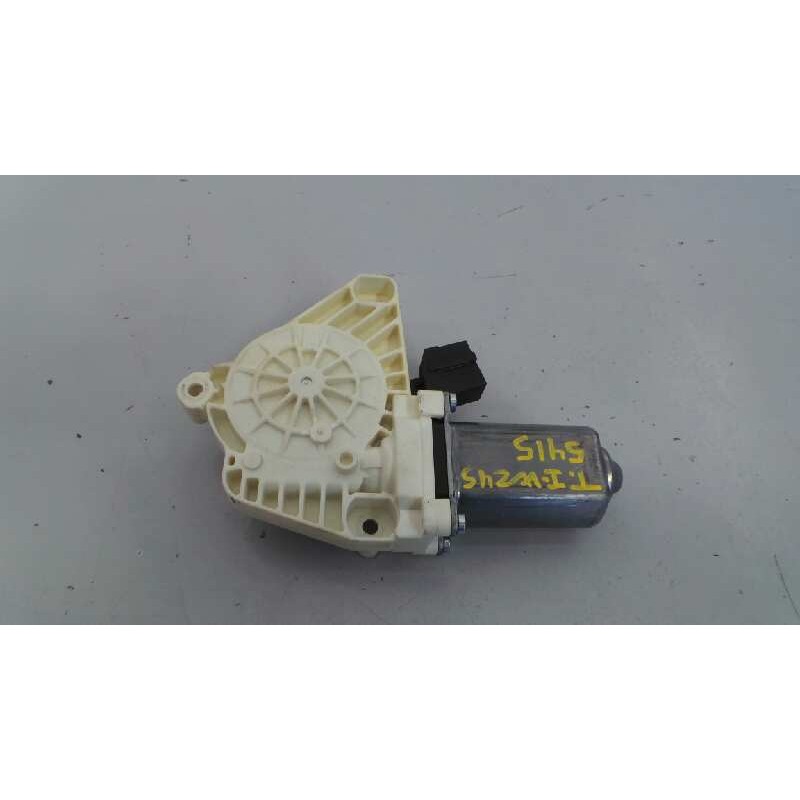 Recambio de motor elevalunas trasero izquierdo para mercedes-benz clase b (w245) 200 cdi (245.208) referencia OEM IAM E169820194
