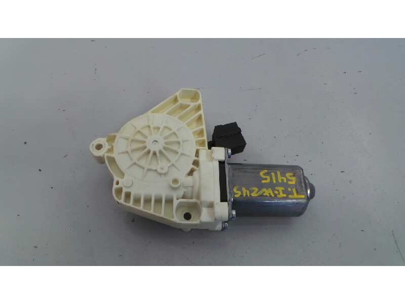 Recambio de motor elevalunas trasero izquierdo para mercedes-benz clase b (w245) 200 cdi (245.208) referencia OEM IAM E169820194
