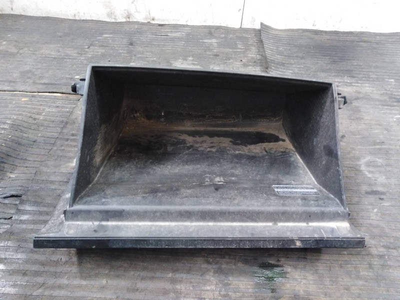 Recambio de guantera para toyota land cruiser (j15) basis referencia OEM IAM 5555260160LHD  P2-B3-12