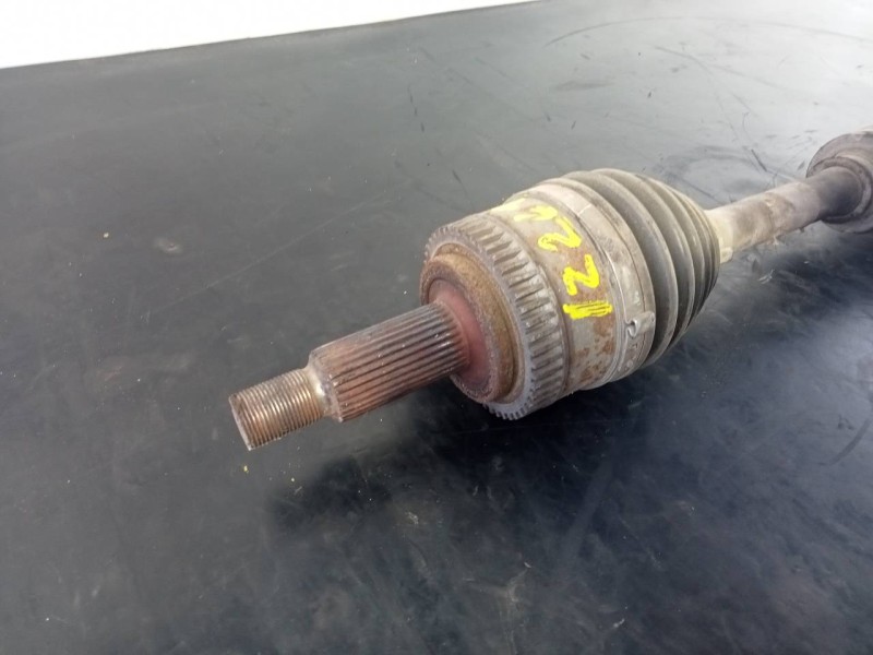 Recambio de transmision delantera izquierda para kia sportage drive 4x4 referencia OEM IAM   P1-A6-21