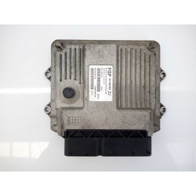 Recambio de centralita motor uce para opel corsa c cosmo referencia OEM IAM 55196352 5FP2ED1G E3-A5-8-4
