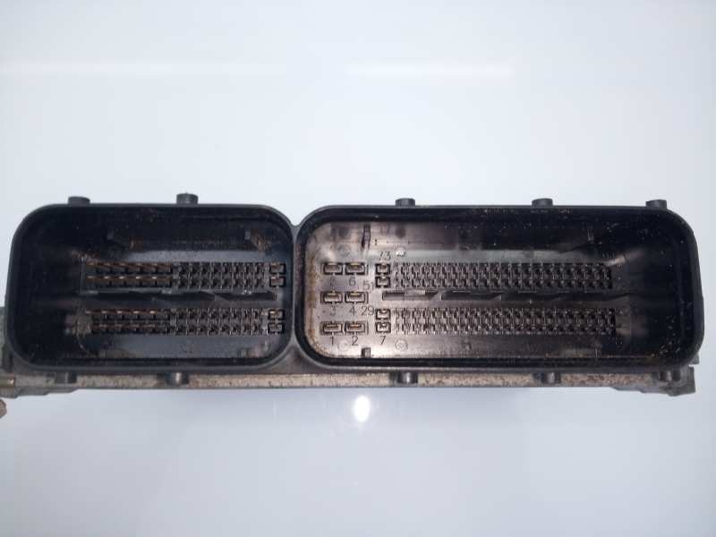 Recambio de centralita motor uce para opel corsa c cosmo referencia OEM IAM 55196352 5FP2ED1G E3-A5-8-4