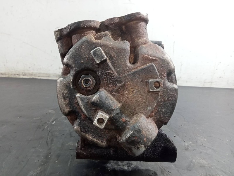 Recambio de compresor aire acondicionado para land rover freelander (lr2) td4 s referencia OEM IAM 6G9119D629FD 20061120 