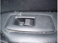 MANDO ELEVALUNAS DELANTERO DERECHO 