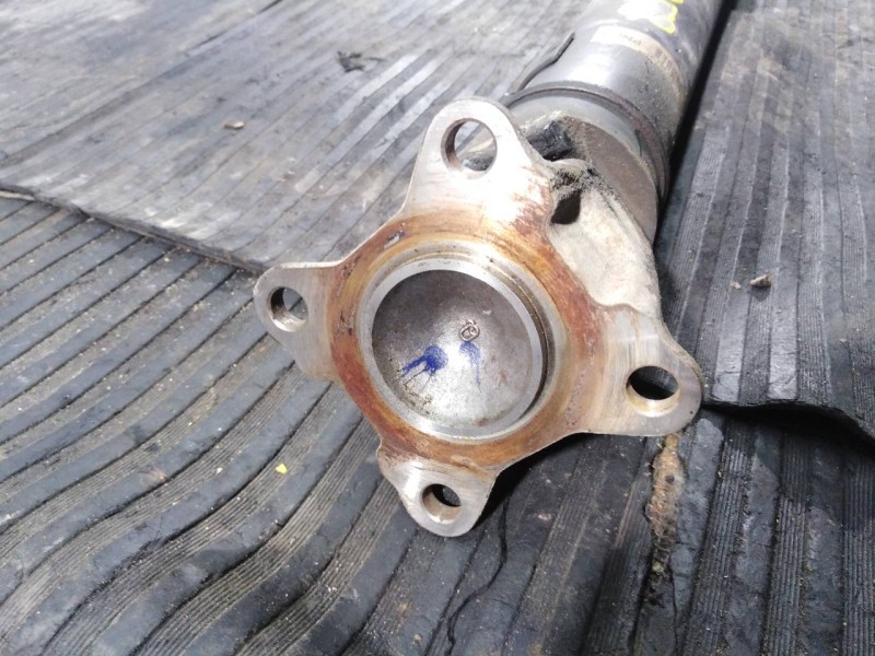 Recambio de transmision central delantera para toyota land cruiser (j15) basis referencia OEM IAM 212010000023024 100331A0136 P1