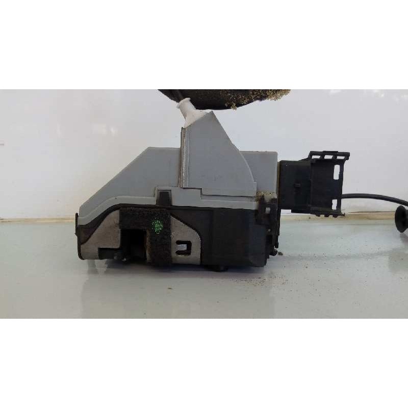 Recambio de cerradura puerta trasera izquierda para peugeot 5008 premium referencia OEM IAM A02923 PSA833329 E1-A4-8-1