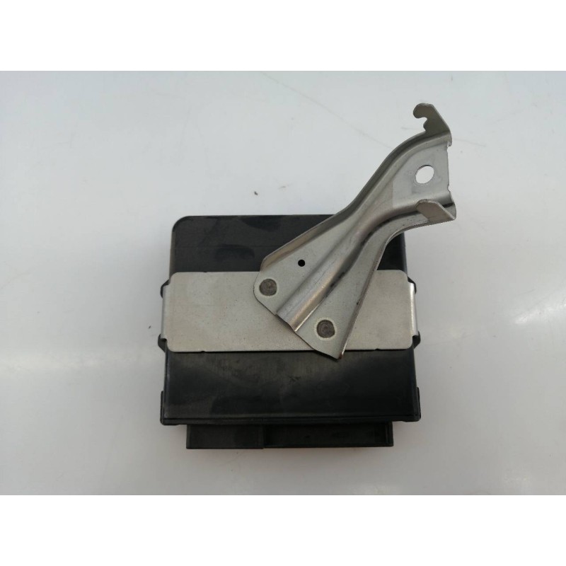 Recambio de modulo electronico para toyota land cruiser (j15) basis referencia OEM IAM 8953360270 36381111600 E3-A3-9-3