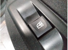 MANDO ELEVALUNAS TRASERO DERECHO 