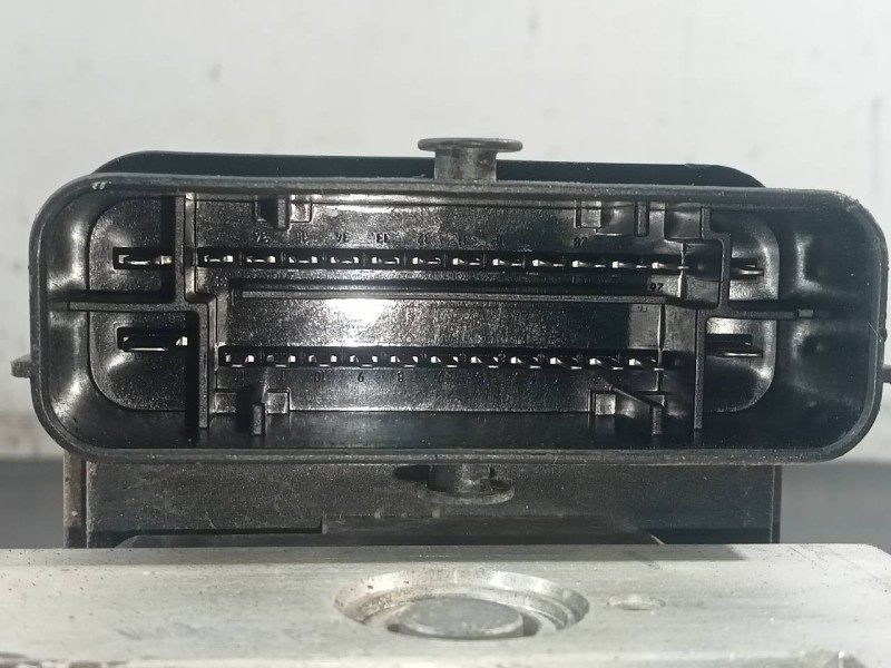 Recambio de abs para citroën c3 picasso exclusive referencia OEM IAM 9802460680 10022001214 P3-B9-17-1