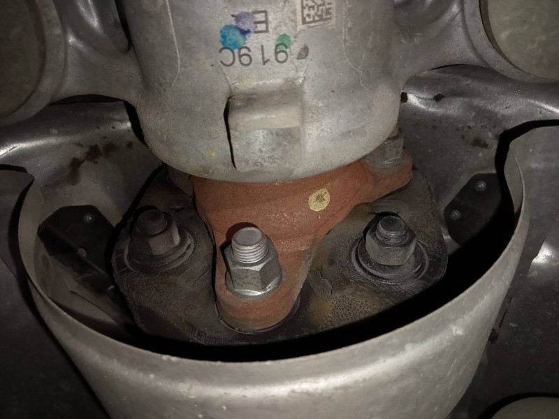 Recambio de transmision central para infiniti q50 premiun referencia OEM IAM   