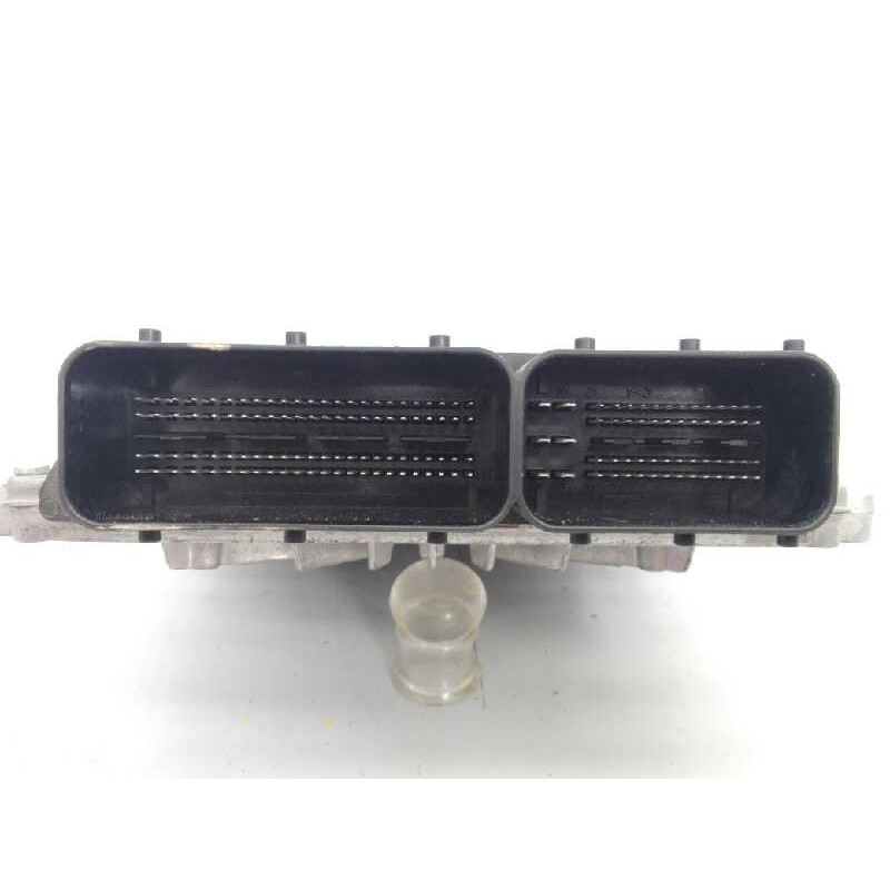 Recambio de centralita motor uce para volvo v60 kombi momentum referencia OEM IAM P31303388 0281015286 E3-B5-43-3
