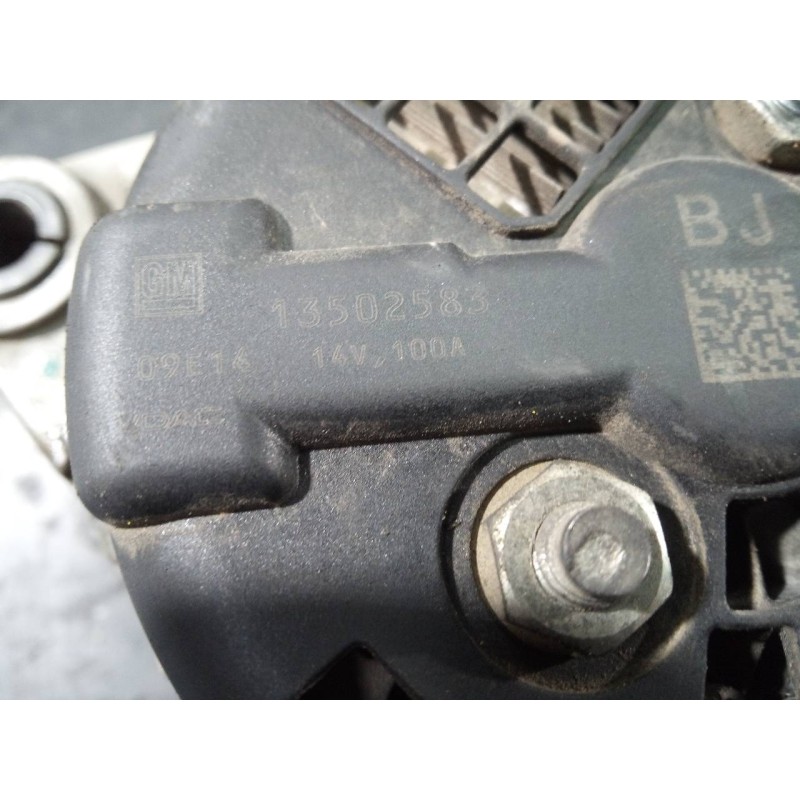 Recambio de alternador para opel insignia berlina cosmo referencia OEM IAM 13502583  P3-A5-7-2