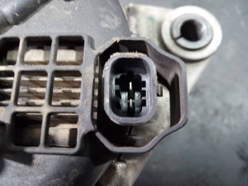 Recambio de alternador para opel insignia berlina cosmo referencia OEM IAM 13502583  P3-A5-7-2