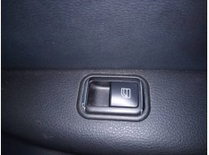 MANDO ELEVALUNAS TRASERO DERECHO 