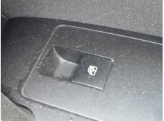 MANDO ELEVALUNAS DELANTERO DERECHO 