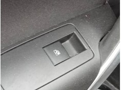 MANDO ELEVALUNAS TRASERO IZQUIERDO 