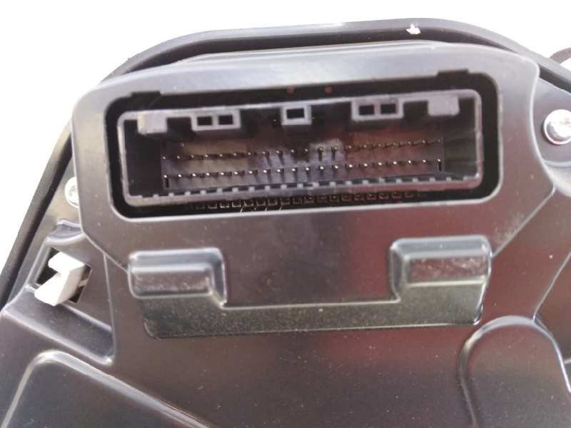 Recambio de cuadro instrumentos para toyota auris luna referencia OEM IAM 838000ZB50F  E3-B2-7-3