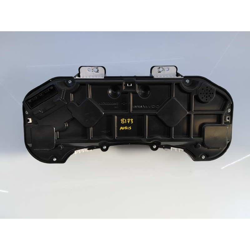 Recambio de cuadro instrumentos para toyota auris luna referencia OEM IAM 838000ZB50F  E3-B2-7-3