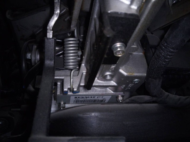 Recambio de columna direccion para renault megane iii berlina 5 p limited referencia OEM IAM 488104821R  