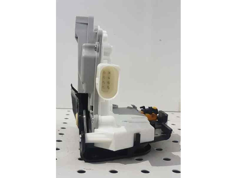 Recambio de cerradura puerta trasera izquierda para universal cerradura trasera izquierda audi referencia OEM IAM 8E0839015AA NU