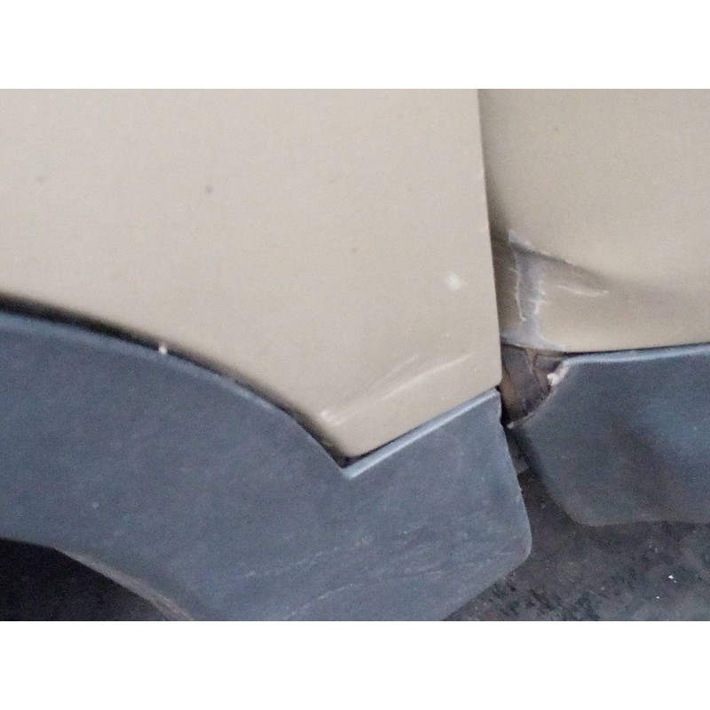 Recambio de aleta delantera izquierda para nissan qashqai (j10) acenta referencia OEM IAM   