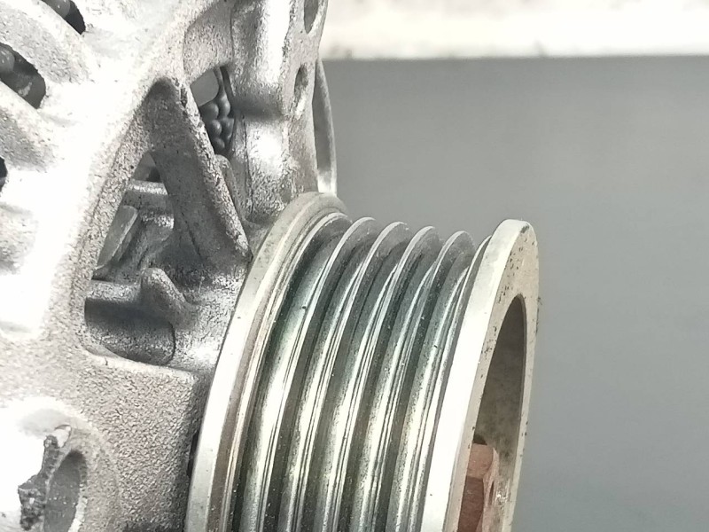 Recambio de alternador para suzuki vitara 1.4 s 4x4 referencia OEM IAM 3140060R0  P3-B6-5-1