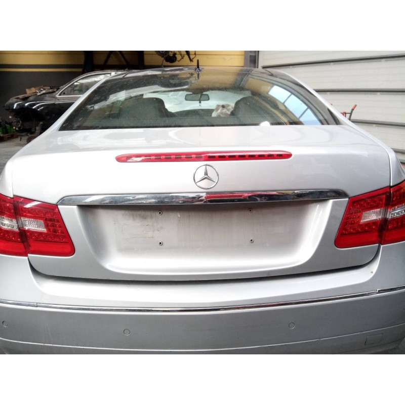 Recambio de porton trasero para mercedes-benz clase clk (w207) coupe 250 cdi blueefficiency (207.303) referencia OEM IAM   