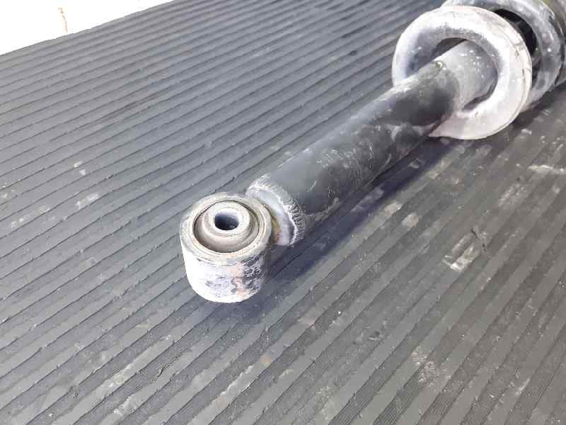 Recambio de amortiguador delantero izquierdo para mitsubishi montero (v80/v90) 3.2 di-d intense (5-ptas.) referencia OEM IAM 462